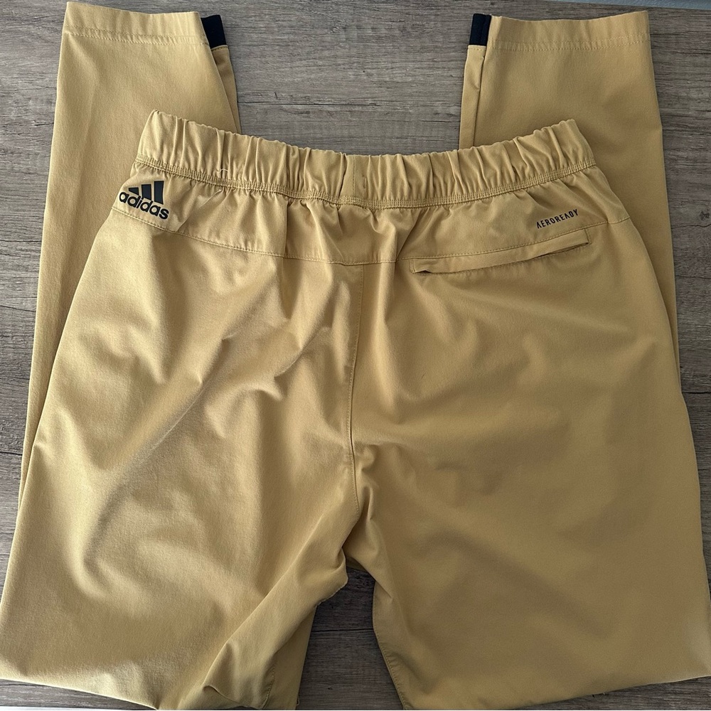 Adidas Aeroready pants size M